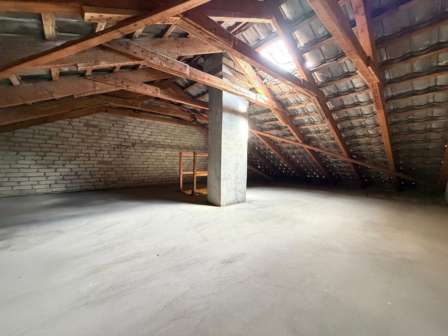Foto 11 von 12 — Platz für eigene Gestaltungswünsche von privat in HH-Volksdorf