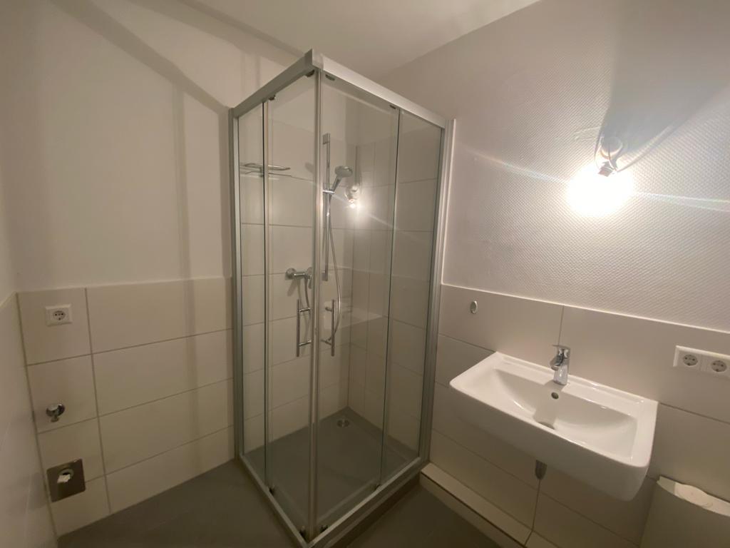 Foto 10 von 11 — TOP LAGE Provisionsfrei 2-Zimmer Wohnung im Herzen von Uhlenhorst