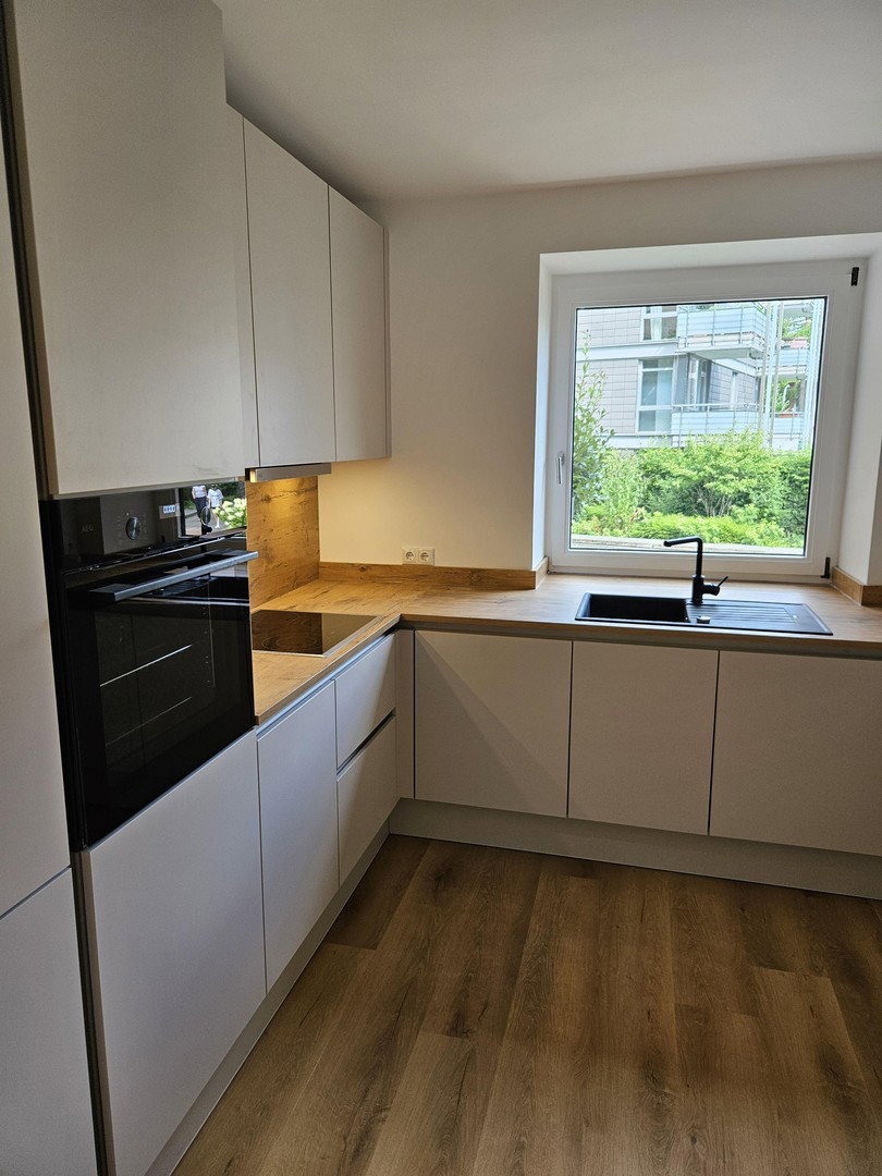 Foto 7 von 12 — Frisch saniert! 2,5-Zi.-Wohnung mit Südloggia & TG provisionsfrei, Sasel