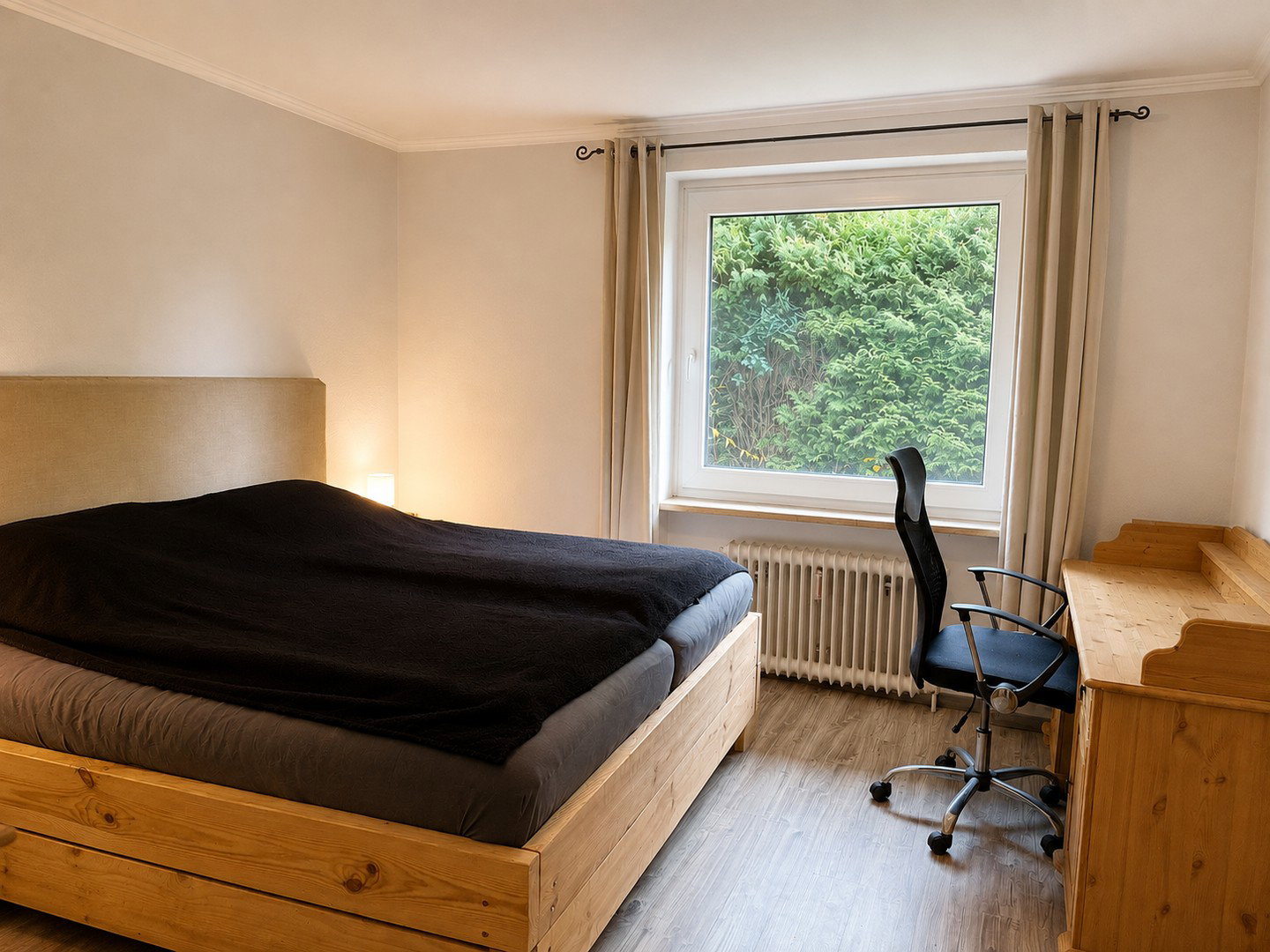 Foto 6 von 8 — Haus-im-Haus-Charakter mit 30m² Terrasse in ruhiger Lage in Hamburg-Bramfeld