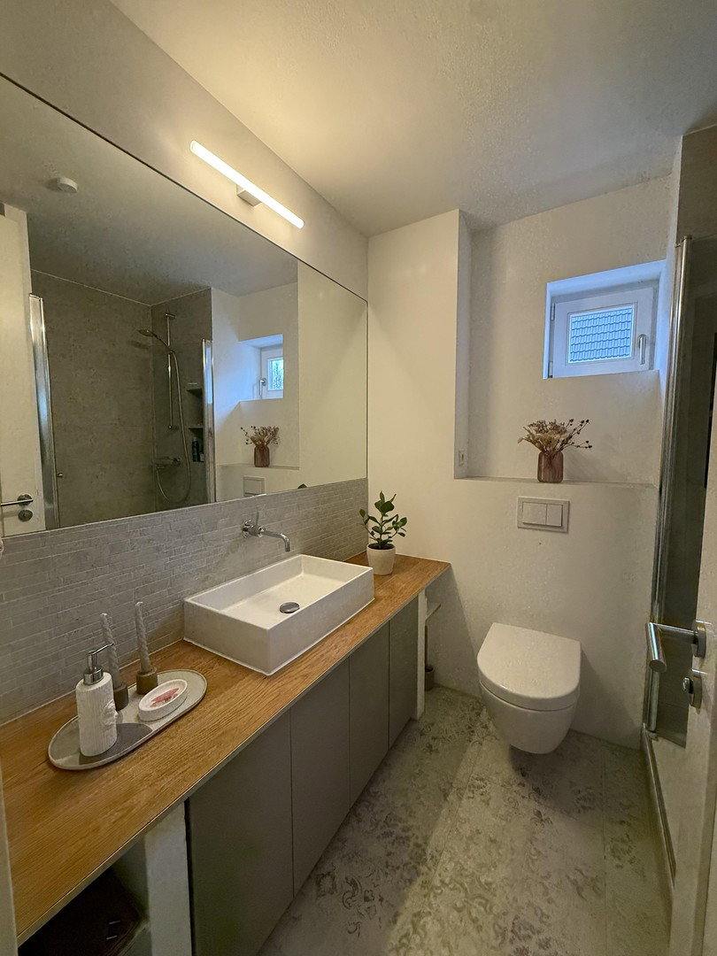 Foto 8 von 12 — Haus im Haus - Helle moderne Maisonettewohnung in Top-Lage mit TG-Stellplatz