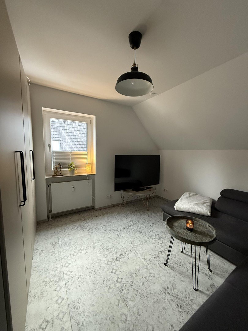 Foto 7 von 12 — Haus im Haus - Helle moderne Maisonettewohnung in Top-Lage mit TG-Stellplatz