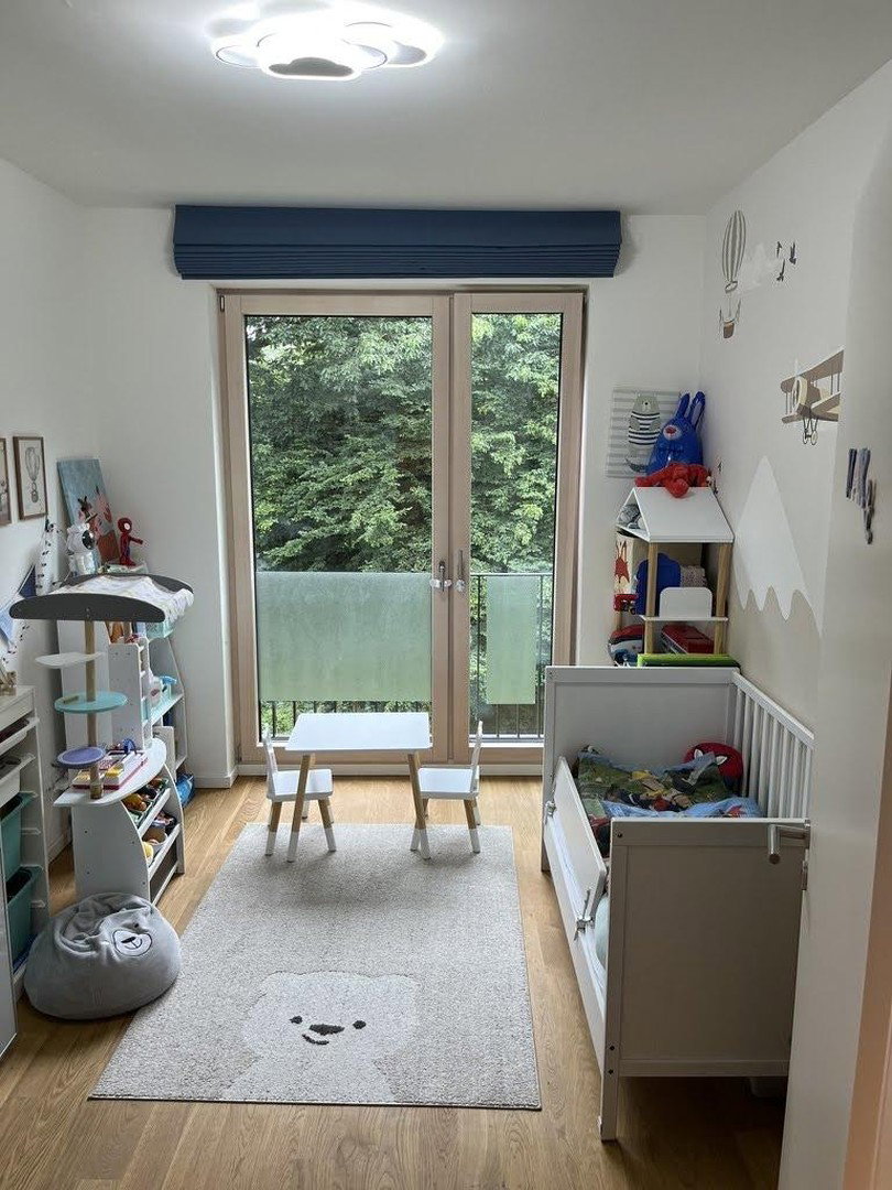 Foto 3 von 12 — Exklusive 5-Zimmer-Wohnung mit TG-Stellplatz & Wallbox im Pergolenviertel am Stadtpark