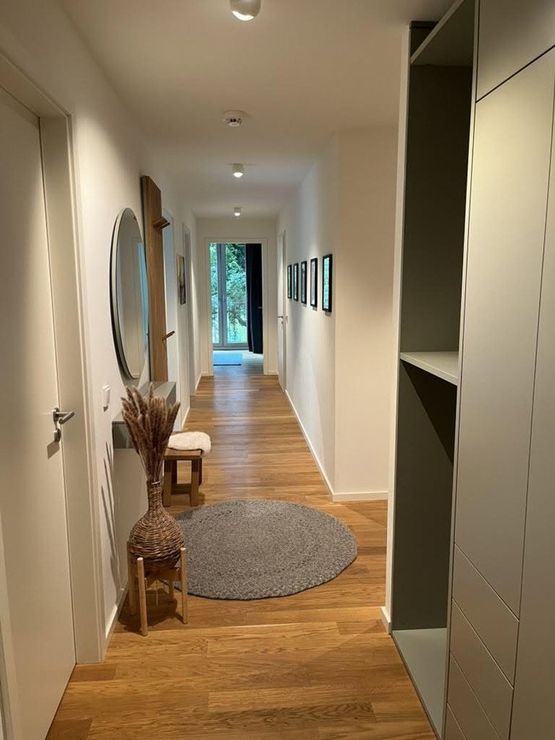 Foto 2 von 12 — Exklusive 5-Zimmer-Wohnung mit TG-Stellplatz & Wallbox im Pergolenviertel am Stadtpark
