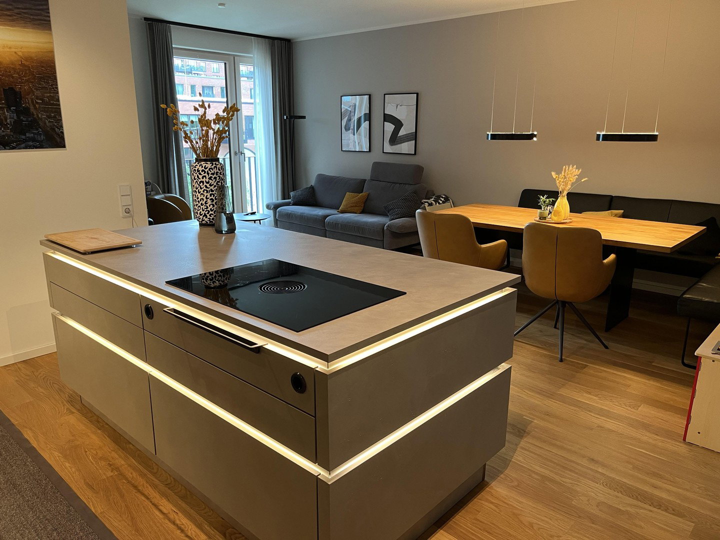 Foto 10 von 12 — Exklusive 5-Zimmer-Wohnung mit TG-Stellplatz & Wallbox im Pergolenviertel am Stadtpark