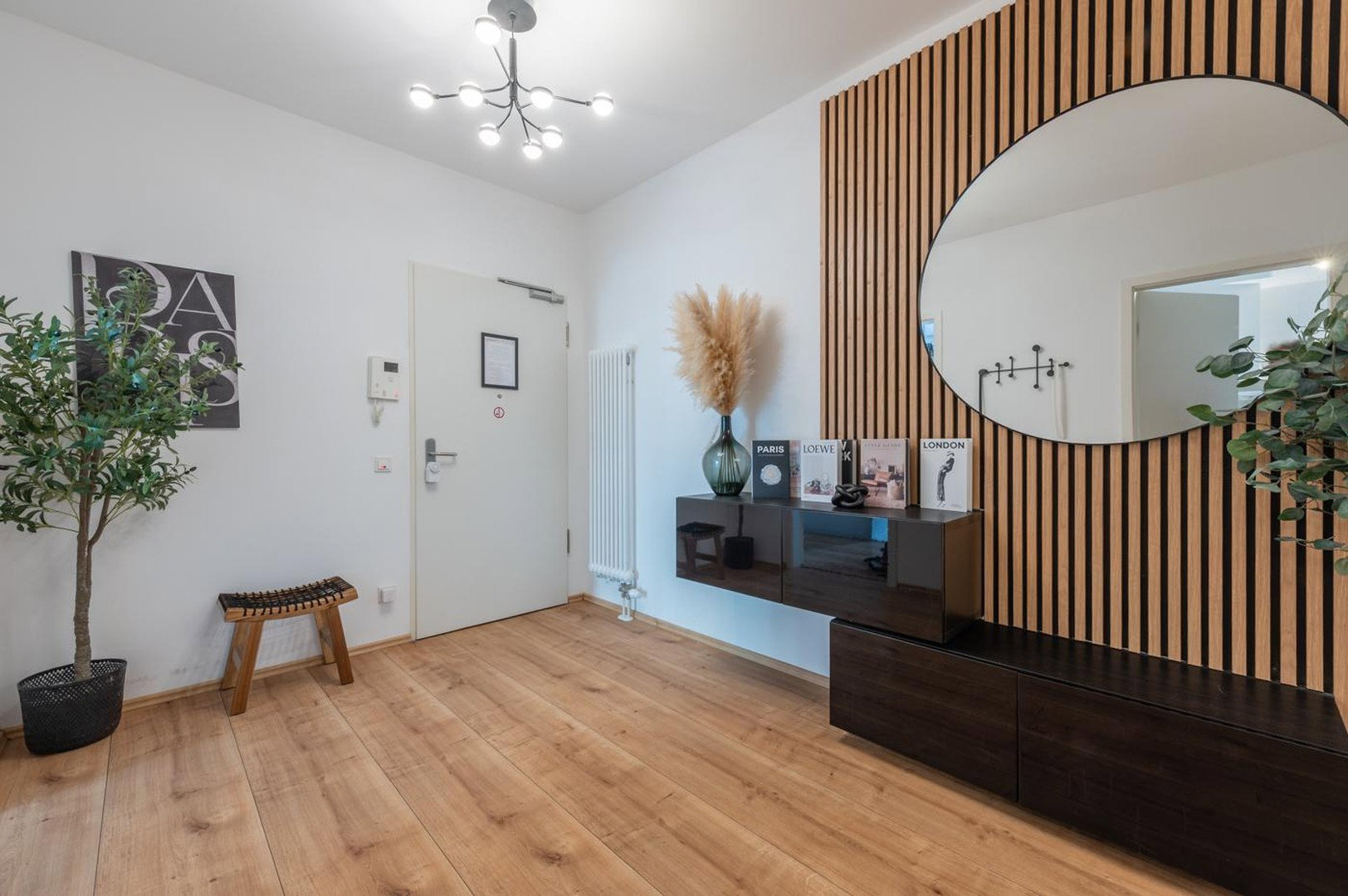 Foto 7 von 9 — Bezugsfreie Erdgeschosswohnung mit Weserblick in 1. Reihe – aktuell Ferienwohnung