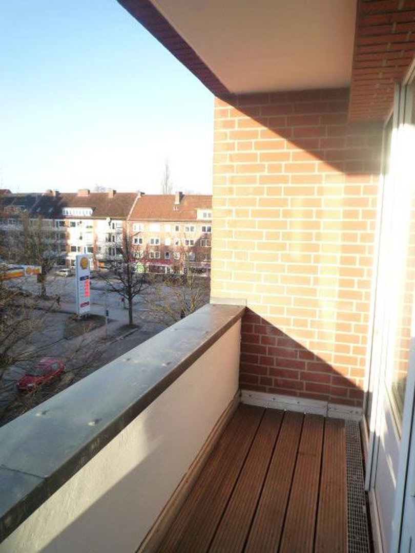 Foto 11 von 12 — Helle 3-Zimmer-Wohnung mit Balkon & TG Stellplatz in HH-Hohenfelde - top vermietet