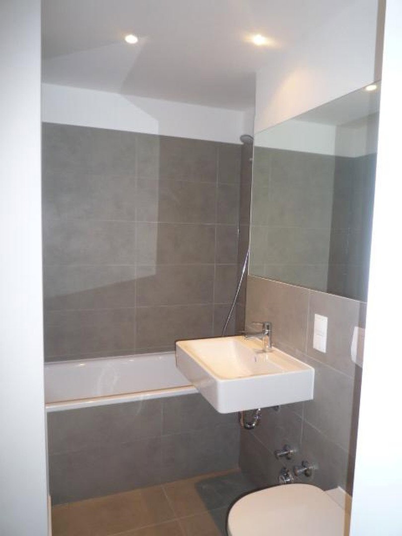 Foto 3 von 12 — Helle 3-Zimmer-Wohnung mit Balkon & TG Stellplatz in HH-Hohenfelde - top vermietet