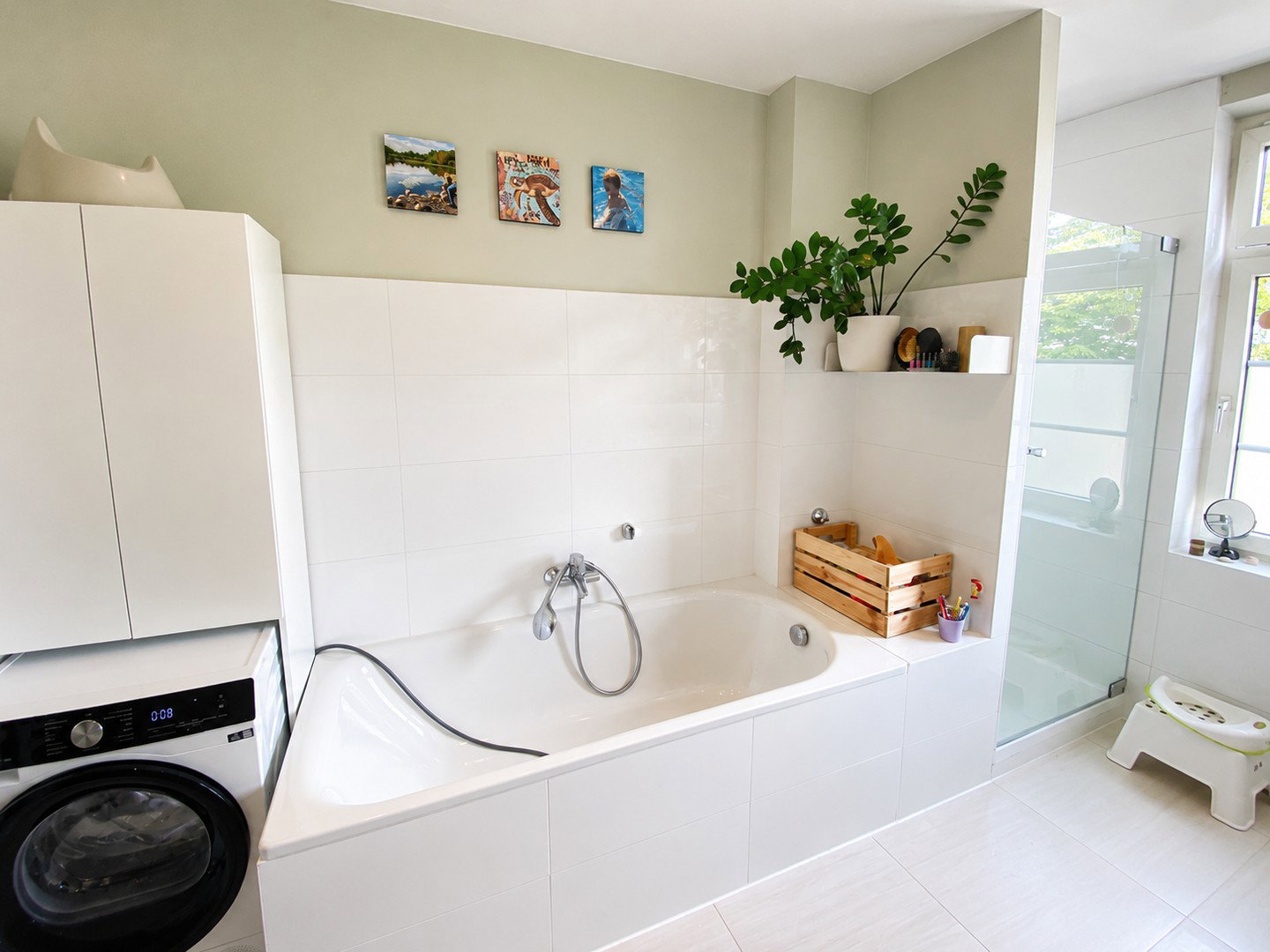 Foto 8 von 12 — Stilvoller Familienaltbau | 117 m² | 4,5 Zimmer | Garage | Loggia | Blick ins Grüne | Tarpenbek