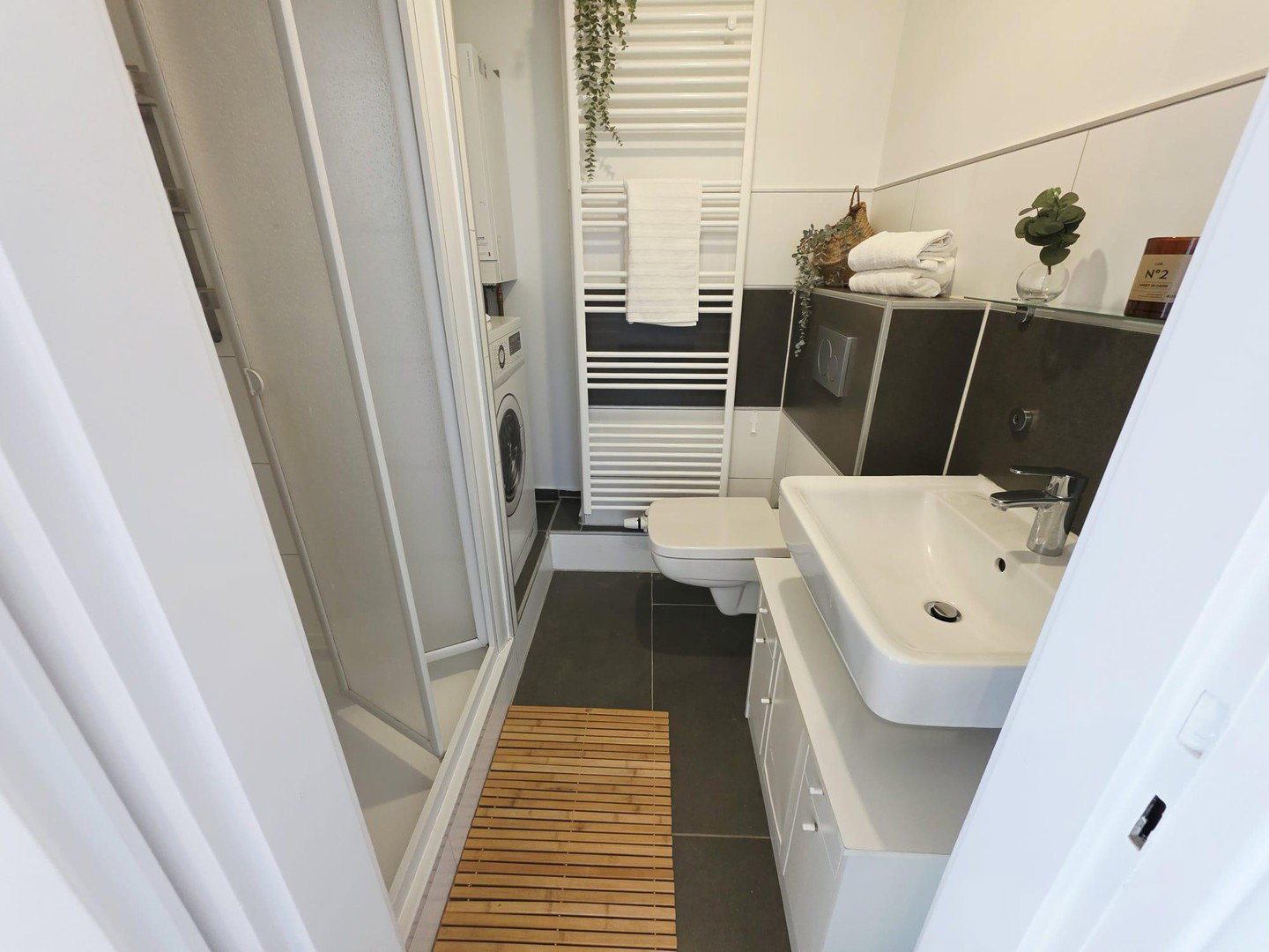 Foto 9 von 10 — Sofort Einziehen! Erstbezug nach Modernisierung – Barrierearmes Wohnen in Bremen-Hemelingen