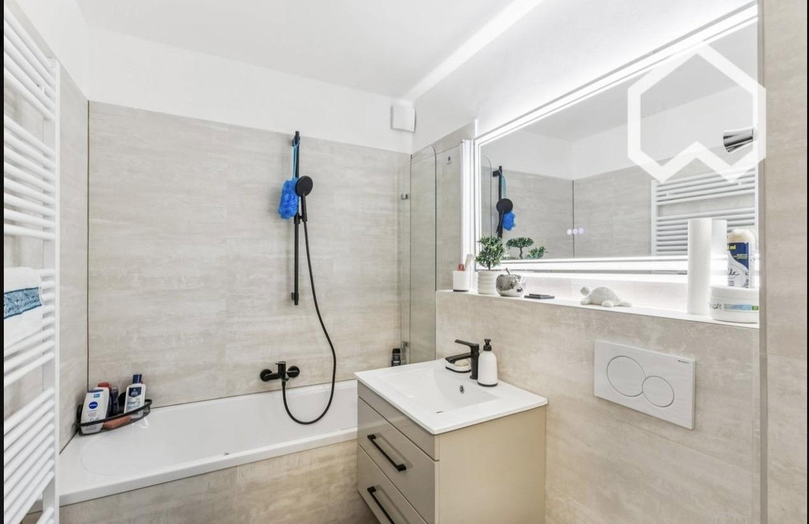 Foto 12 von 12 — Kernsaniert 1,5 Zimmer Wohnung im Westen Hamburgs