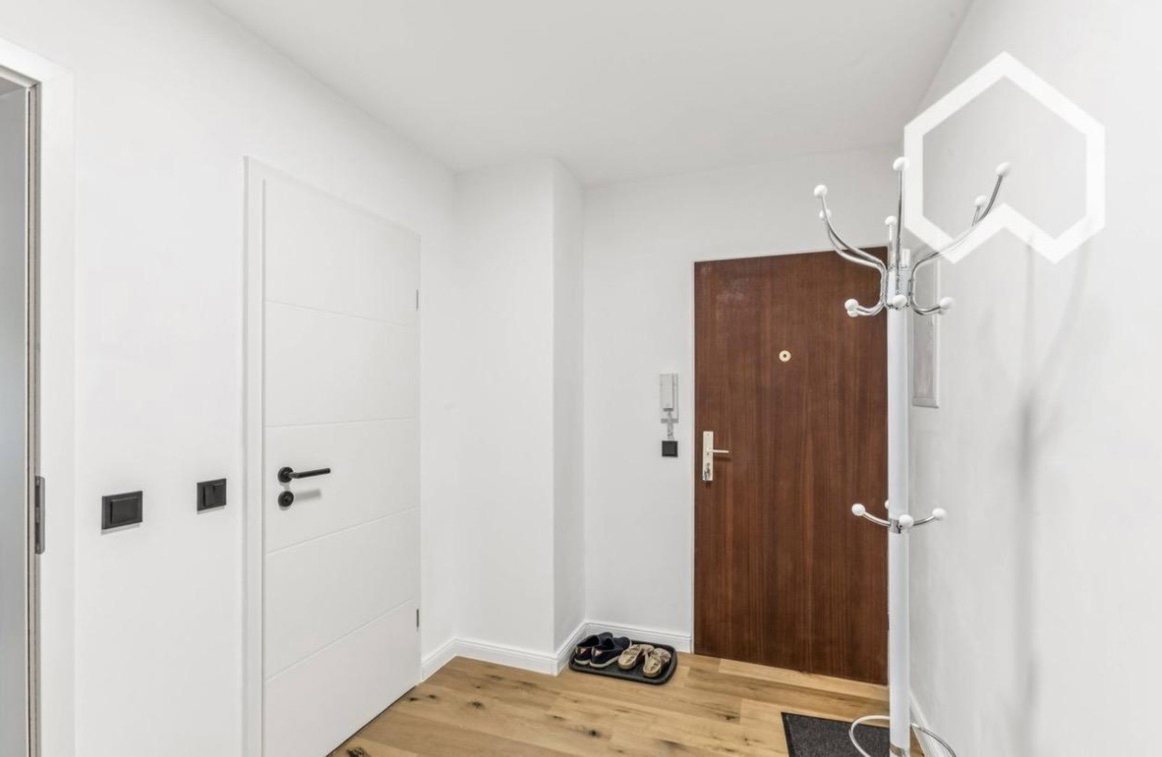 Foto 10 von 12 — Kernsaniert 1,5 Zimmer Wohnung im Westen Hamburgs