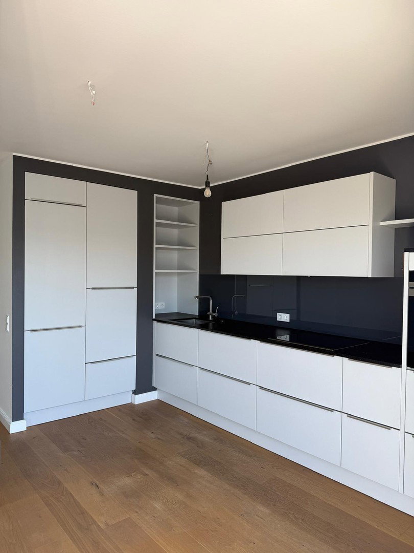 Foto 3 von 12 — Barrierefreie 4-Zimmer-Endetagenwohnung mit Balkon und Tiefgarage mit Wallbox
