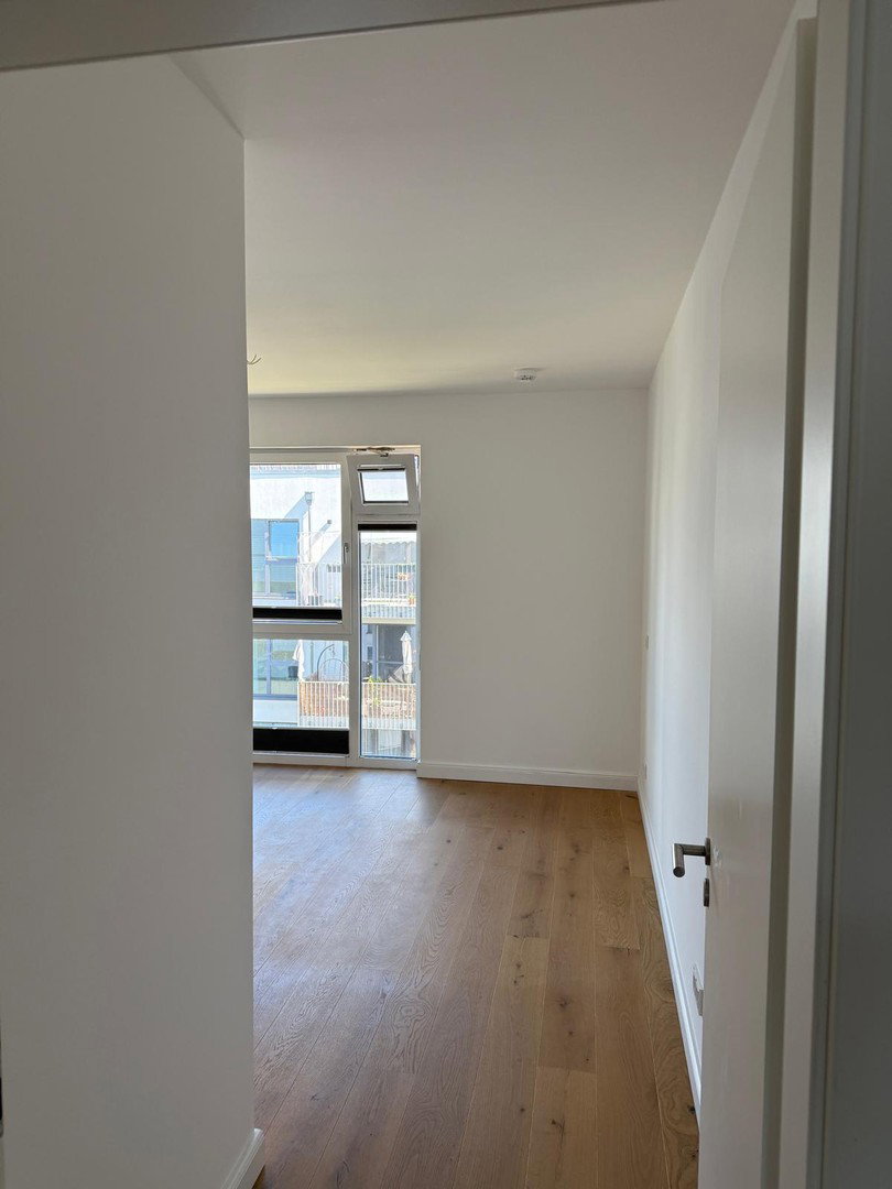 Foto 8 von 12 — Barrierefreie 4-Zimmer-Endetagenwohnung mit Balkon und Tiefgarage mit Wallbox