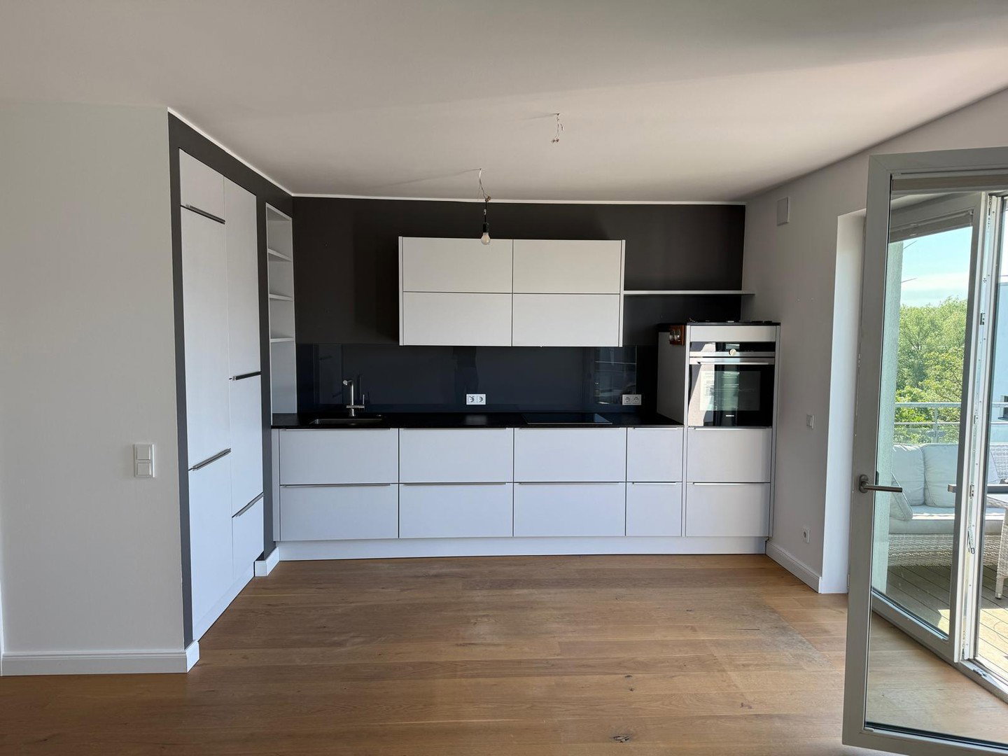 Foto 2 von 12 — Barrierefreie 4-Zimmer-Endetagenwohnung mit Balkon und Tiefgarage mit Wallbox