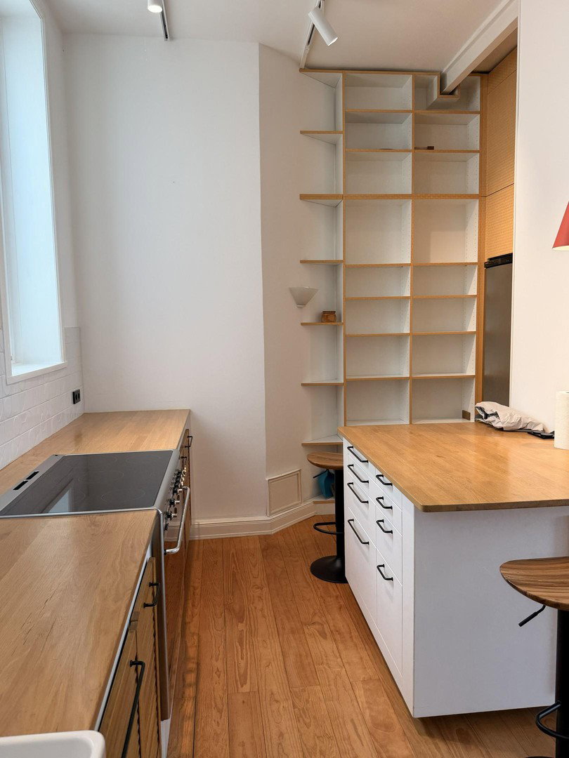 Foto 2 von 10 — Hohenfelde – Moderne 4-Zimmer-Wohnung mit großzügiger Wohnlounge und Balkon ins Grüne