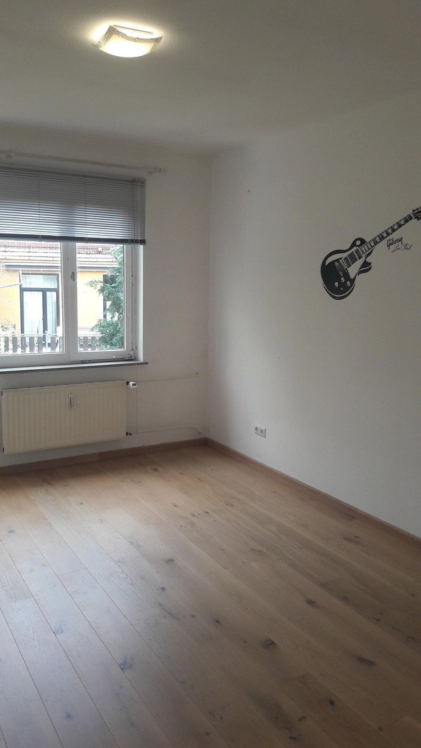 Foto 3 von 12 — Neustadt: bezugsfreie 2 Zimmer ETW mit Balkon im beliebten "Flüsseviertel" in der Bremer Neustadt