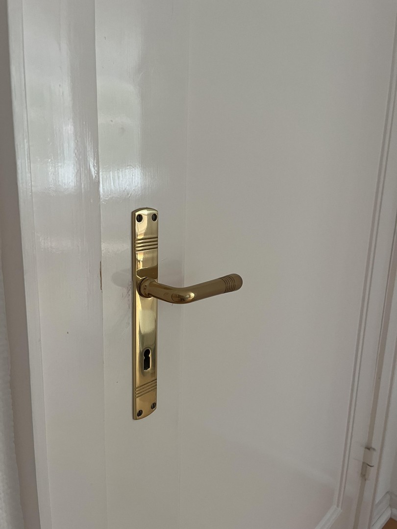Foto 3 von 12 — Sonnige 3,5-Zimmer-Wohnung mit Südbalkon im Herzen Hamburgs