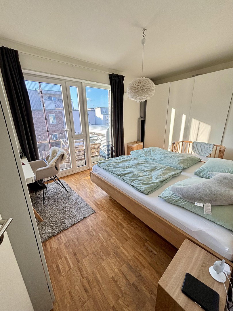 Foto 6 von 12 — Blick aufs Wasser: 4-Zimmer-Whg am Schleusengraben (Bergedorf). Zentral und naturnah.