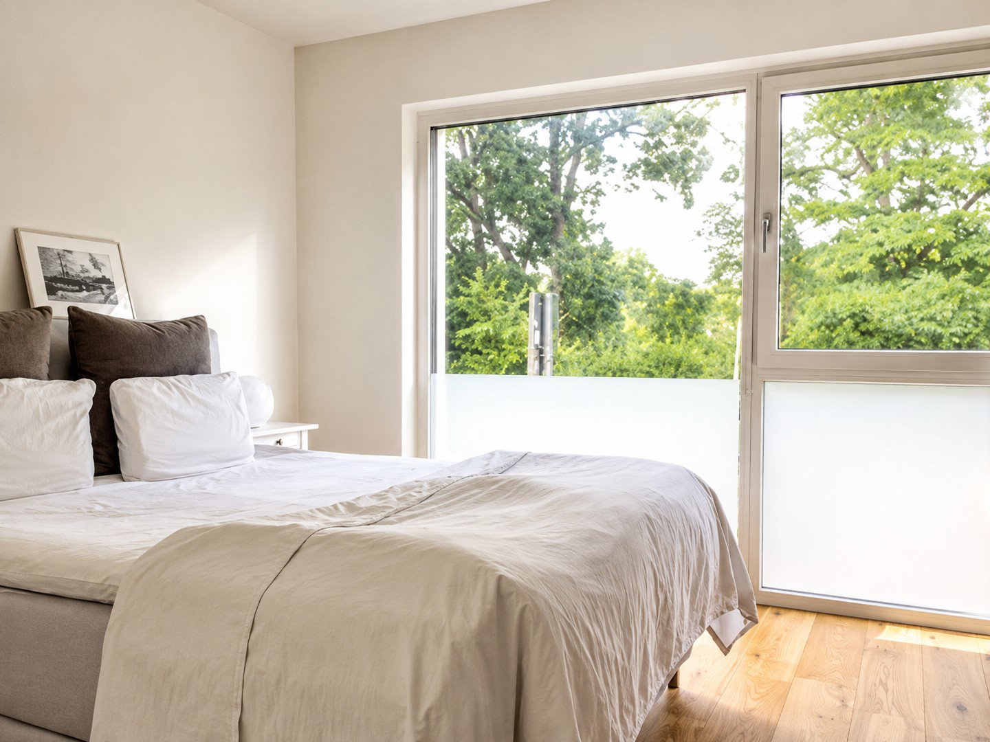 Foto 4 von 8 — Hochwertige City-Wohnung (Hochparterre)