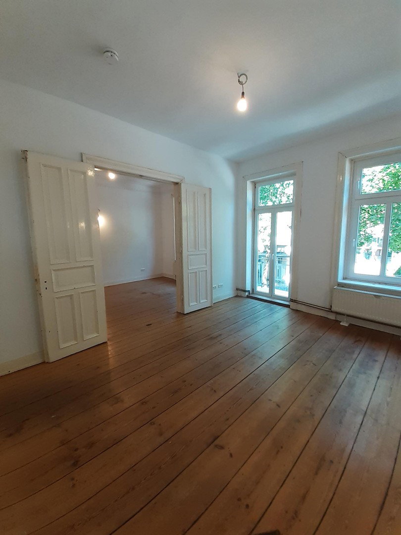 Foto 5 von 12 — St.Pauli, Jugendstilwohnung, ca. 90qm, 2 Balkone, zu sanieren