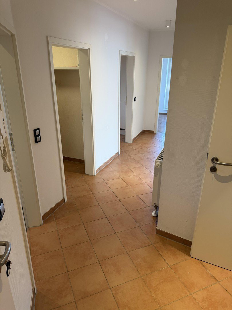 Foto 12 von 12 — Modernes Wohnen in Sasel: 3,5 Zimmer, Südwest-Balkon, Aufzug & 2 TG-Plätze