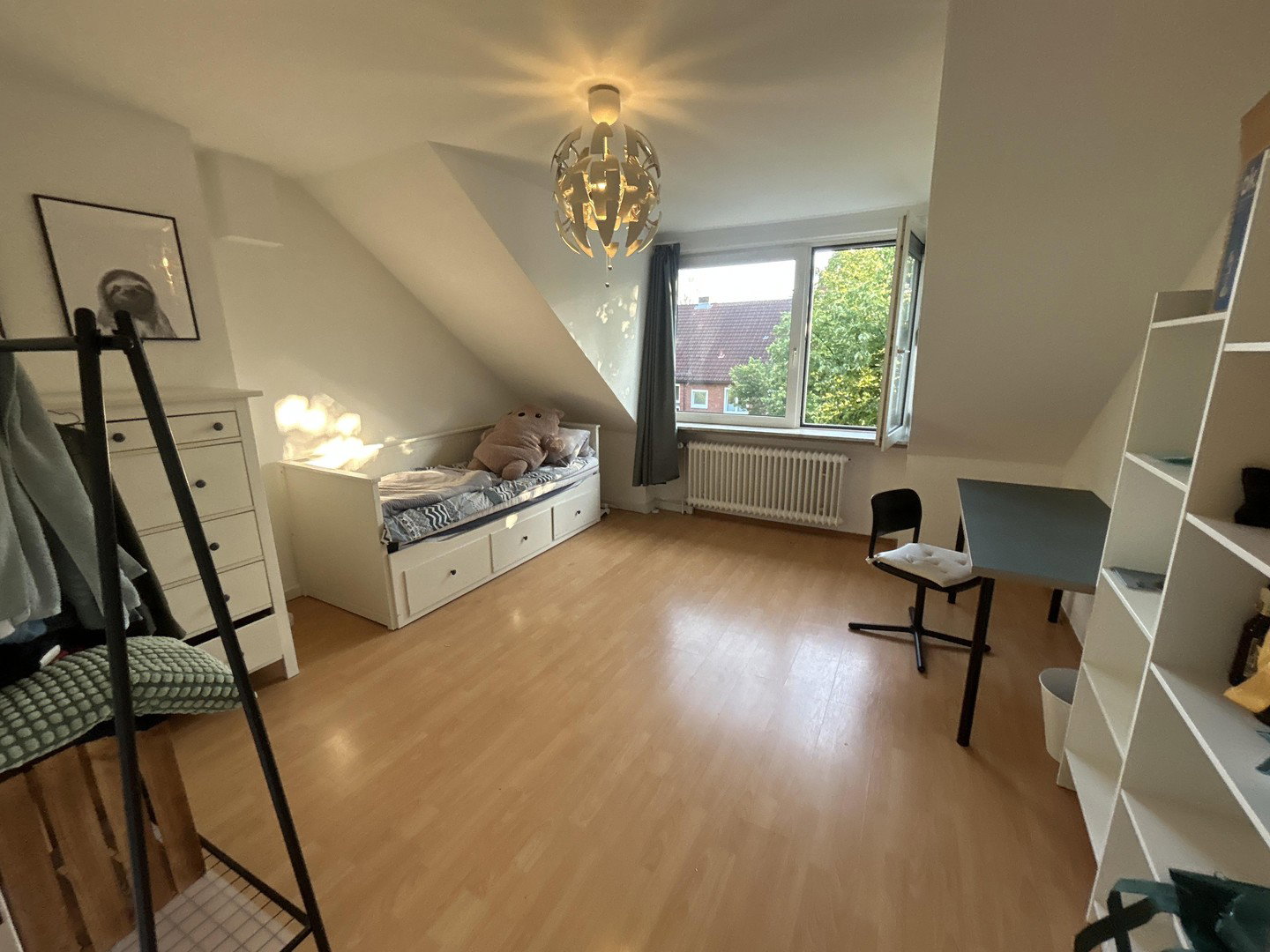 Foto 1 von 10 — Helle 2-Zimmer Whg, bezugsfrei, im Komponistenviertel, provisionsfrei