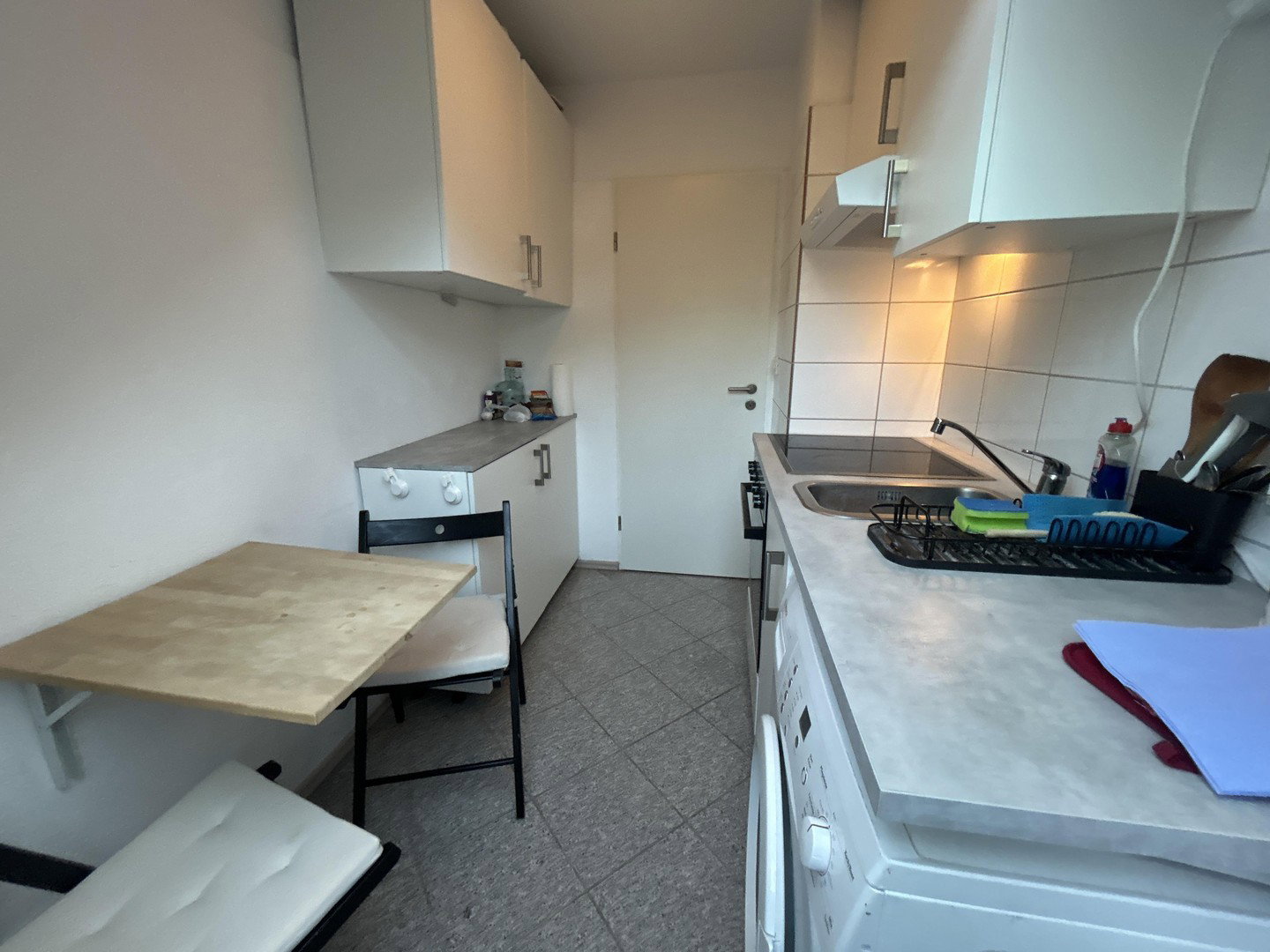 Foto 7 von 10 — Helle 2-Zimmer Whg, bezugsfrei, im Komponistenviertel, provisionsfrei