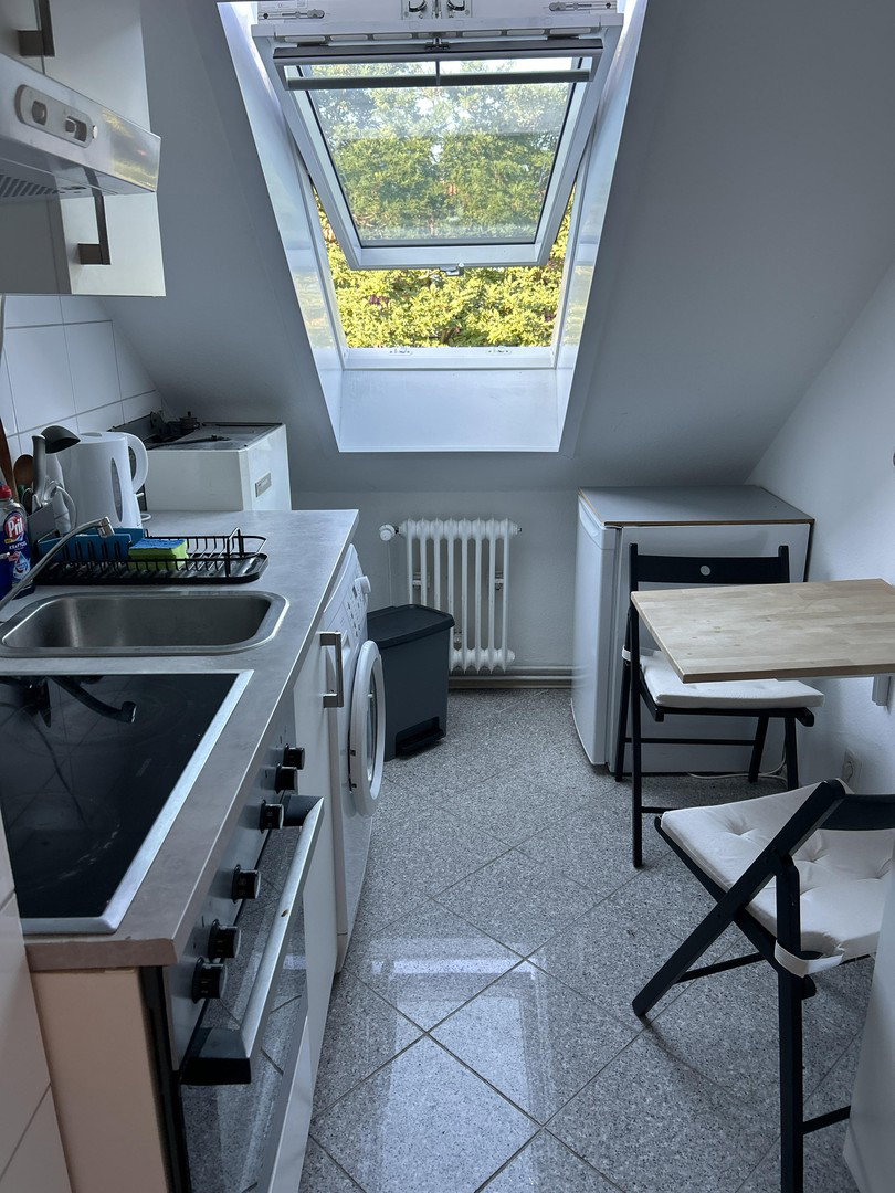 Foto 6 von 10 — Helle 2-Zimmer Whg, bezugsfrei, im Komponistenviertel, provisionsfrei