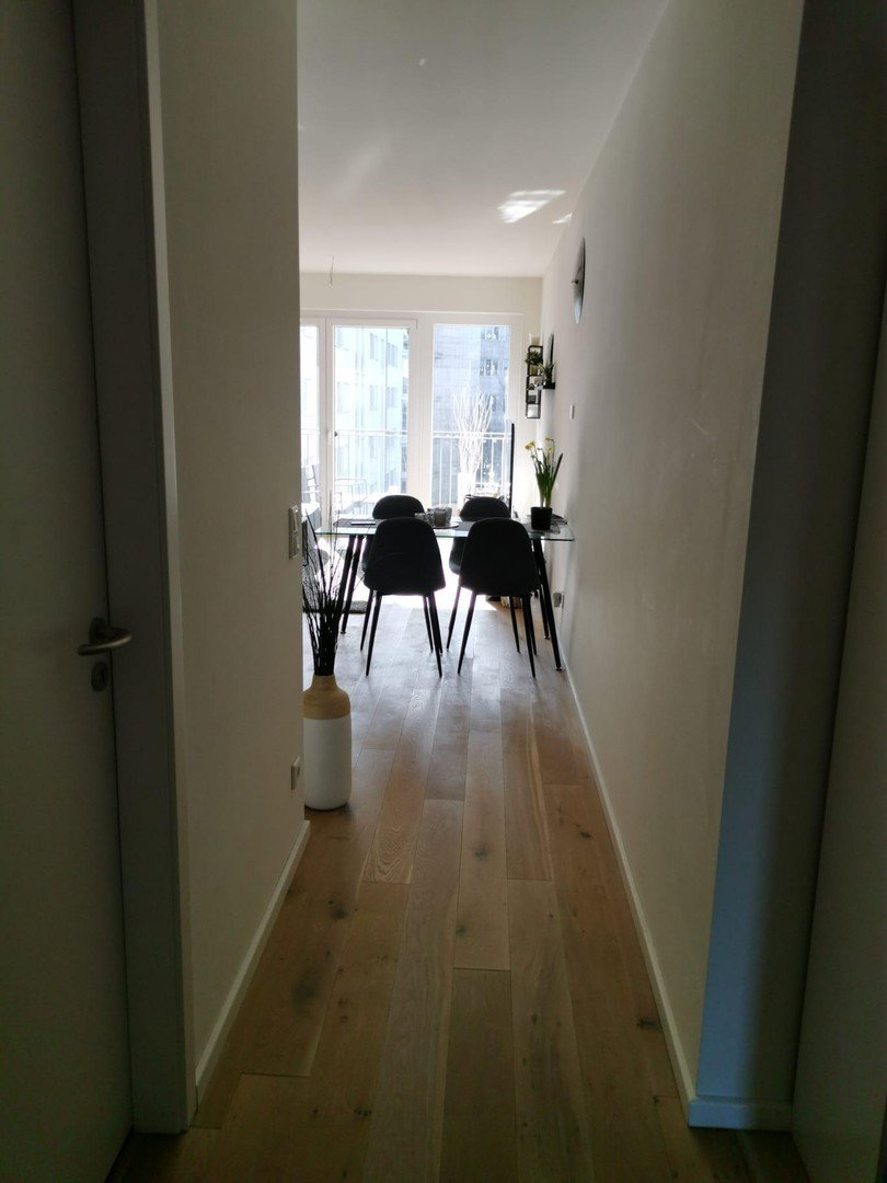 Foto 5 von 11 — Wohnen am Wasser - Eigentumswohnung in begehrter Lage