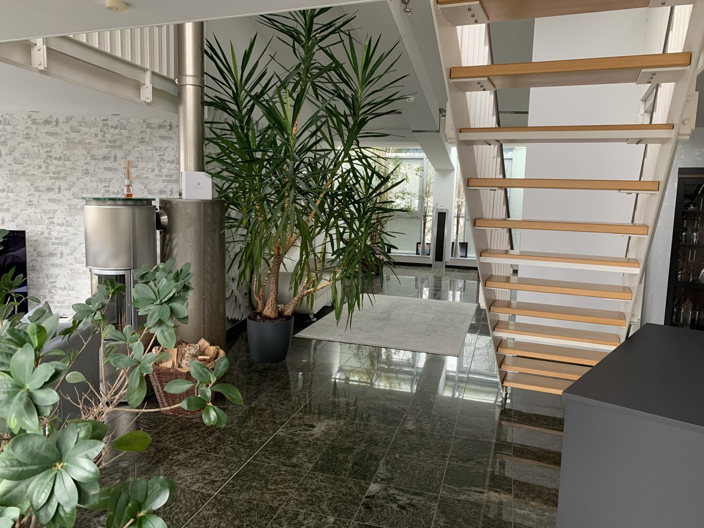 Foto 2 von 12 — Penthouse-Maisonette von/an Privat