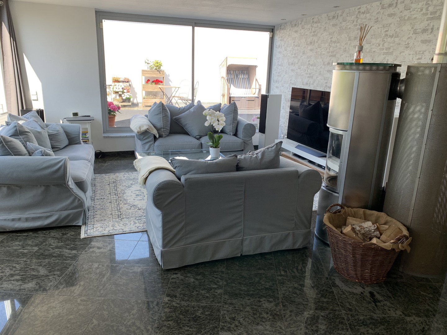 Foto 4 von 12 — Penthouse-Maisonette von/an Privat