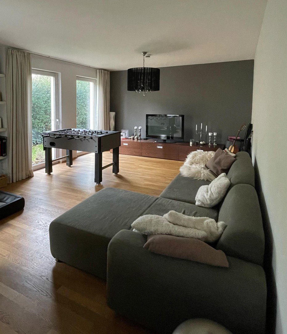 Foto 7 von 12 — Barrierefreie Erdgeschosswohnung mit Garten in Hamburg-Lokstedt