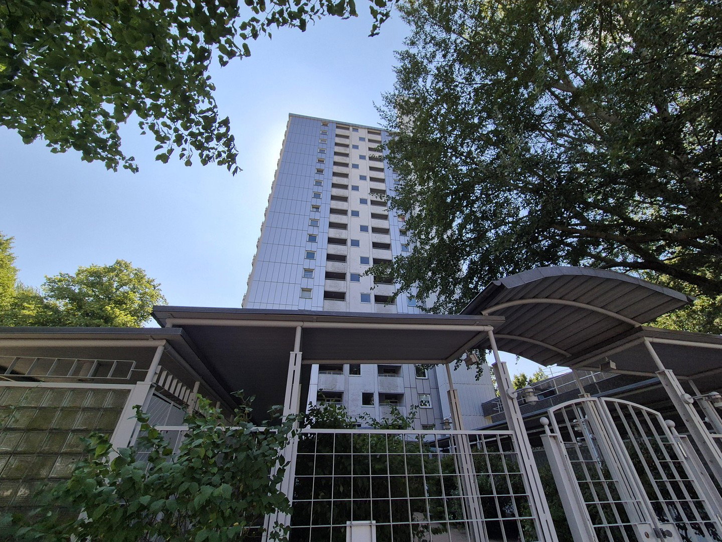 Foto 2 von 12 — 1-Zimmer-ETW als Kapitalanlage oder Eigennutzung direkt neben dem Elbe-Einkaufszentrum (sofort Frei)