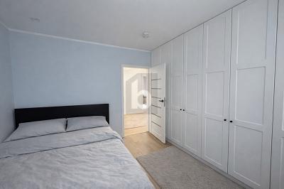 Foto 4 von 6 — INVESTMENT IM TEILVERKAUF