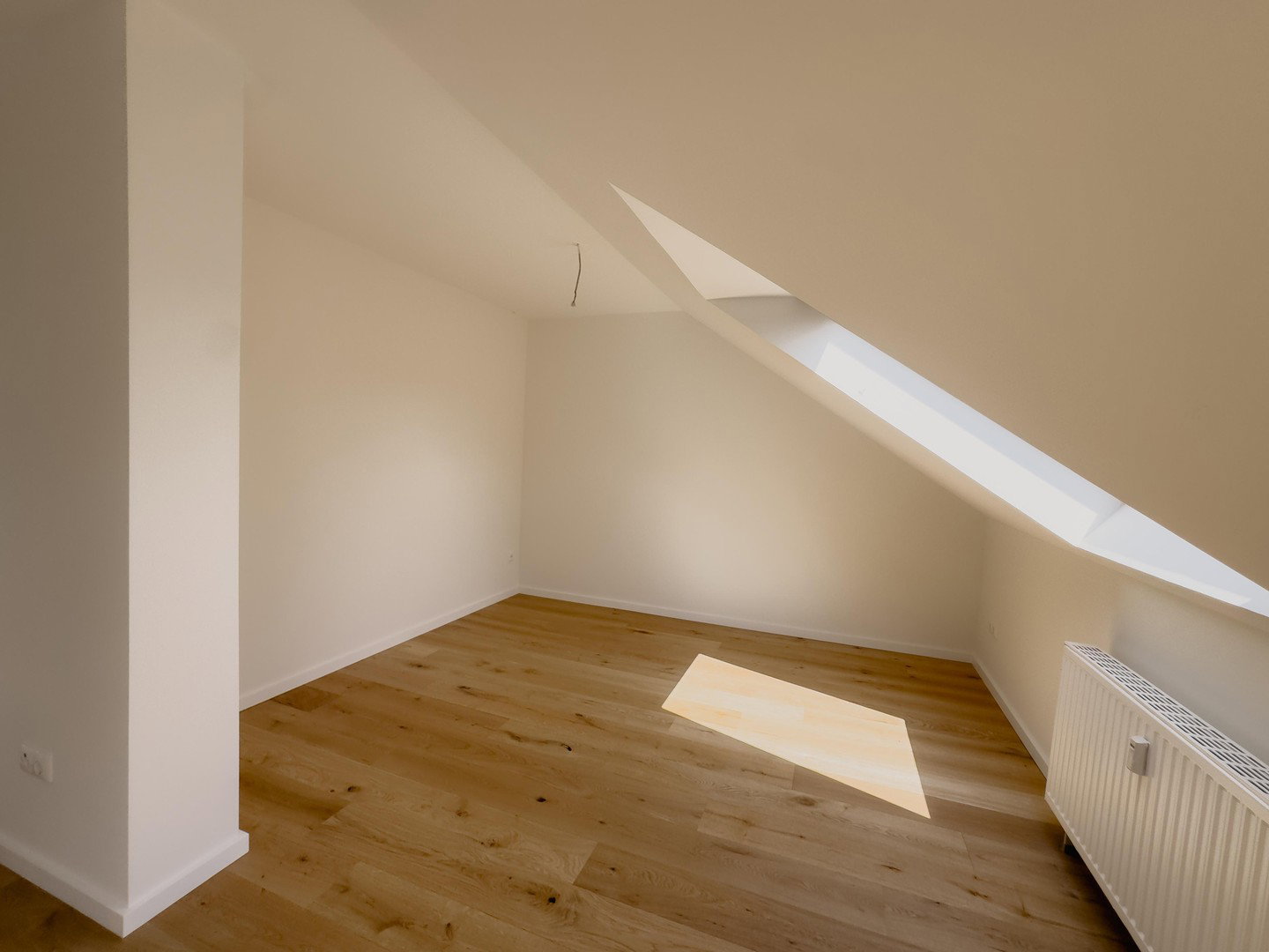 Foto 6 von 12 — Sofort bezugsfrei nach Renovierung | Findorff-Weidedamm | Garage | provisionsfrei | nahe Bürgerpark