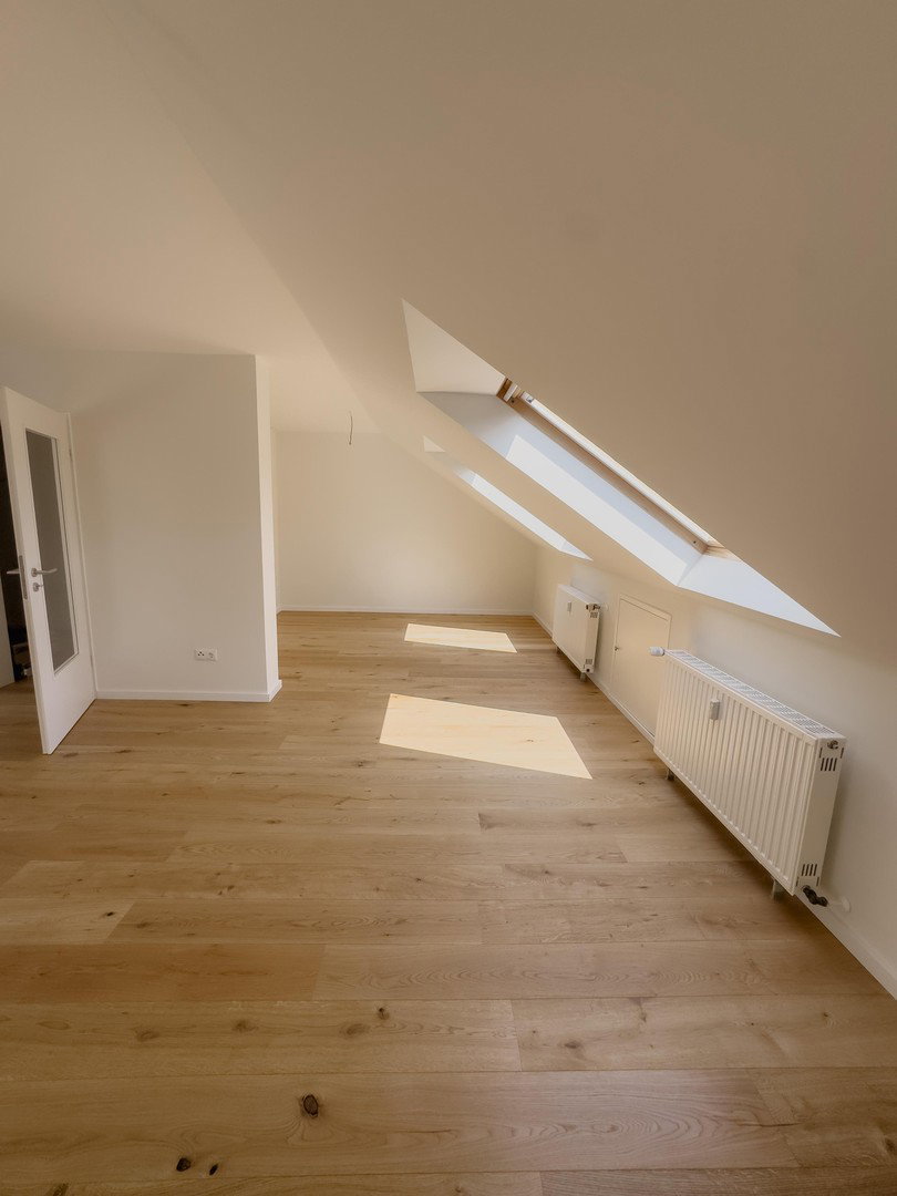 Foto 4 von 12 — Sofort bezugsfrei nach Renovierung | Findorff-Weidedamm | Garage | provisionsfrei | nahe Bürgerpark