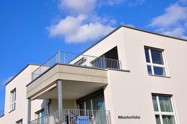 Foto 1 von 1 — Großzügige Dachgeschosswohnung in repräsentativer Wohnlage