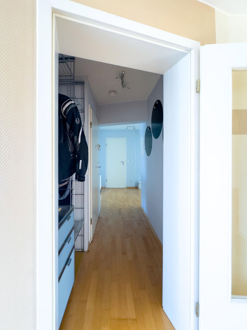 Foto 5 von 12 — Ruhige Dachgeschosswohnung über den Dächern von Harburg