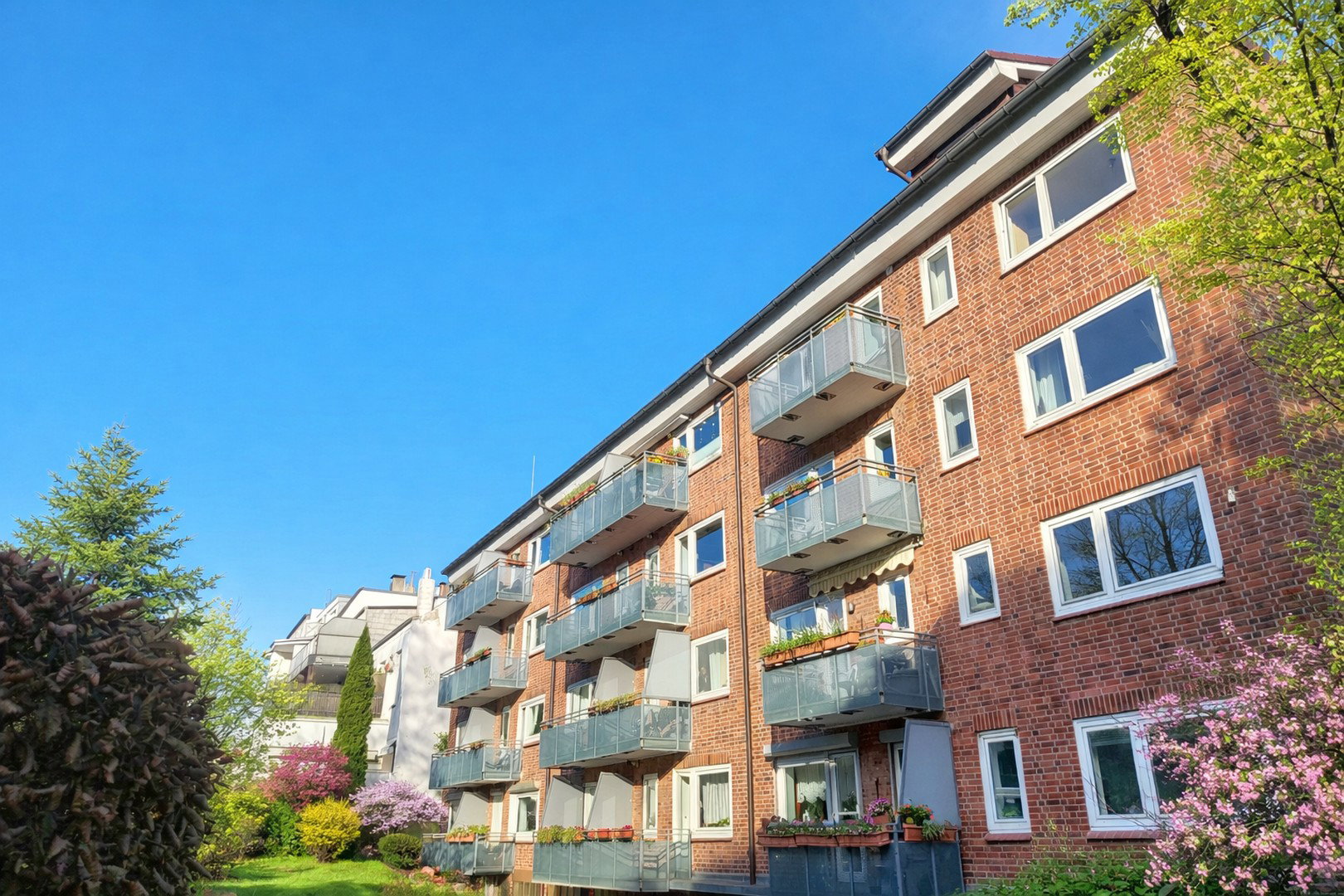 Foto 2 von 12 — [Provisionsfrei] Traumwohnung in Alsternähe