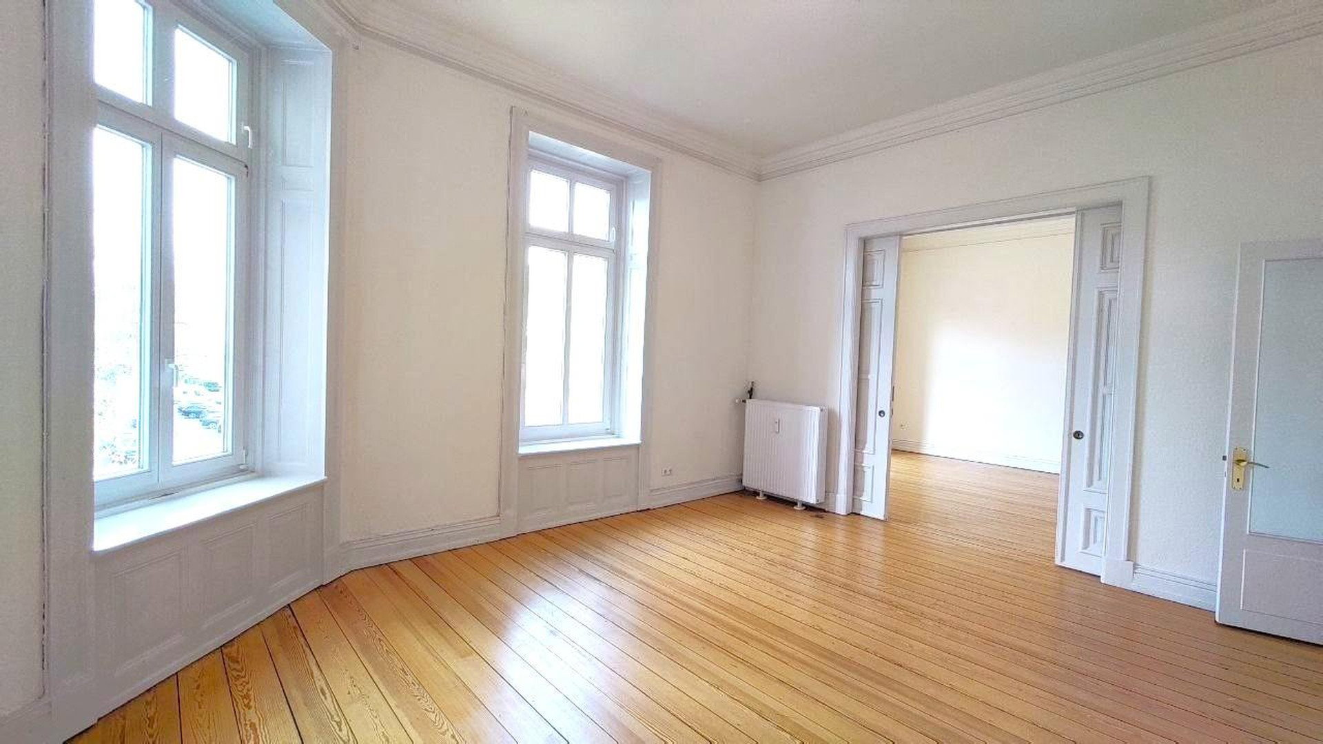 Foto 1 von 12 — Individuelle Gründerzeit-Wohnung in begehrter Lage