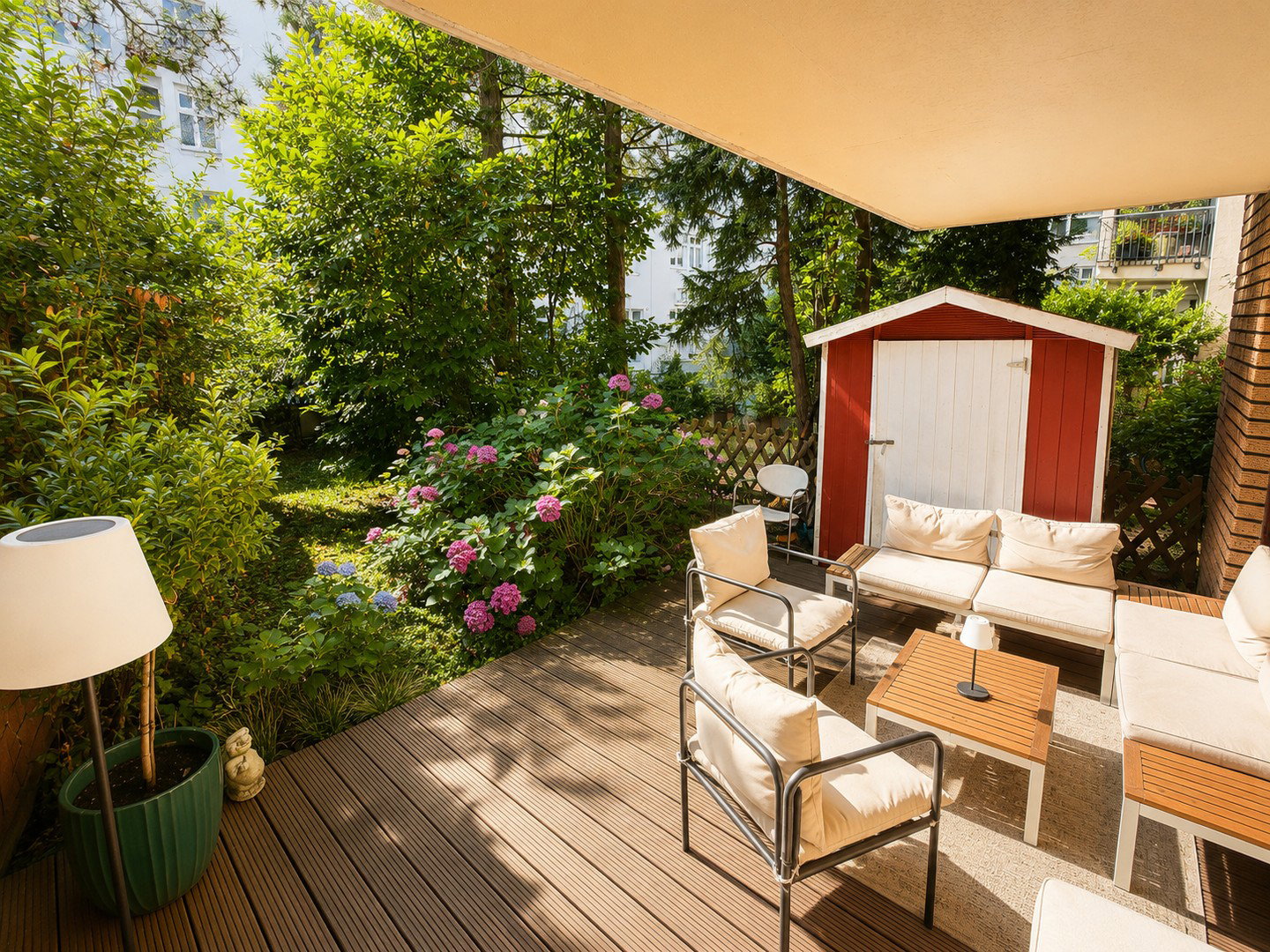 Foto 1 von 8 — Zentrale & ruhige Wohnung mit Garten mitten in Hamburg
