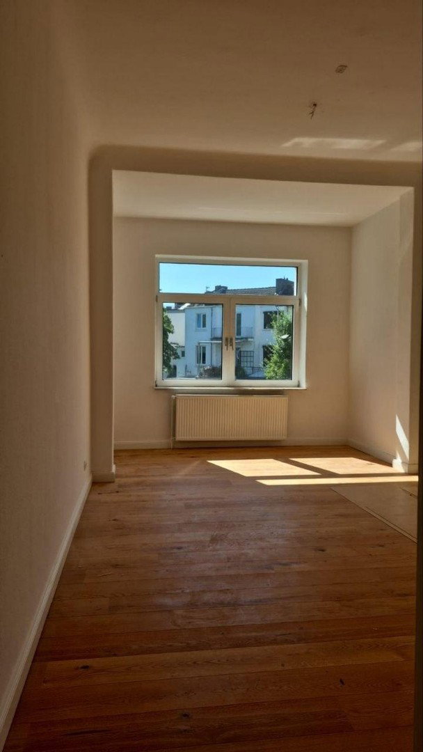 Foto 12 von 12 — Bremen-Schwachhausen | Exklusive 4-Zimmer-Altbauwohnung, 105 m², 2 Balkone, provisionsfrei