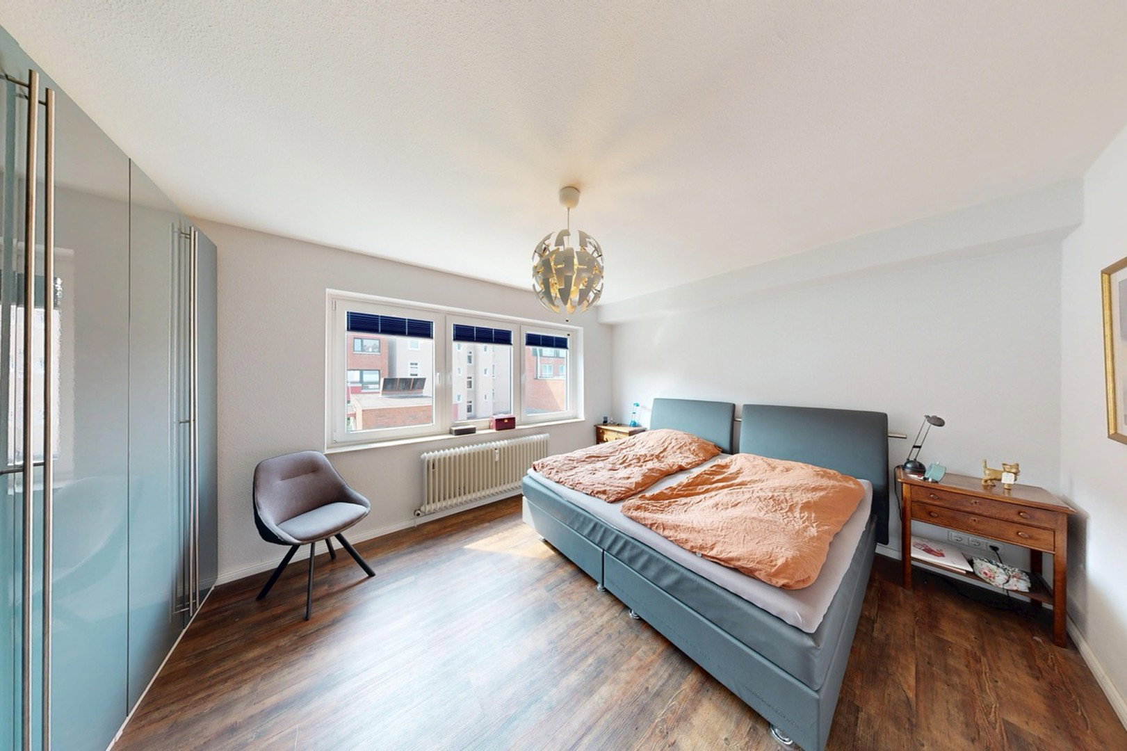 Foto 9 von 12 — Lichtdurchflutete 4-Zimmer-Wohnung mit 138 m², inkl. Tiefgarage und Balkon in Hamburg-Bergedorf