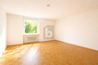 Foto 2 von 6 — BALKON-DUO, GARTENIDYLLE & IDEENSPIELRAUM