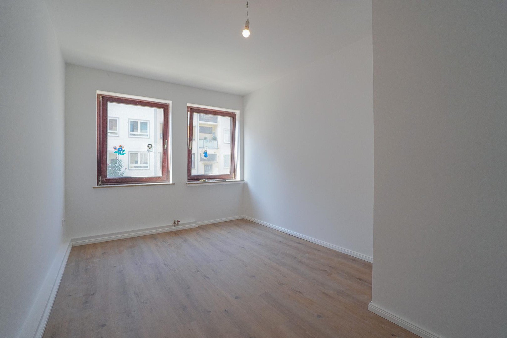 Foto 4 von 9 — WG Investment in Bremen Neustadt, 4 Zimmer nahe Hochschule, ca. 6,5 % Renditepotenzial