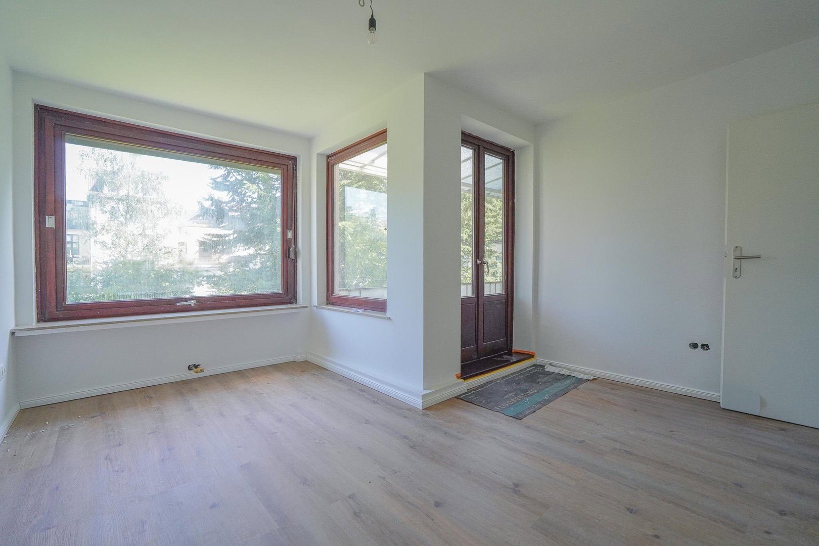Foto 8 von 9 — WG Investment in Bremen Neustadt, 4 Zimmer nahe Hochschule, ca. 6,5 % Renditepotenzial