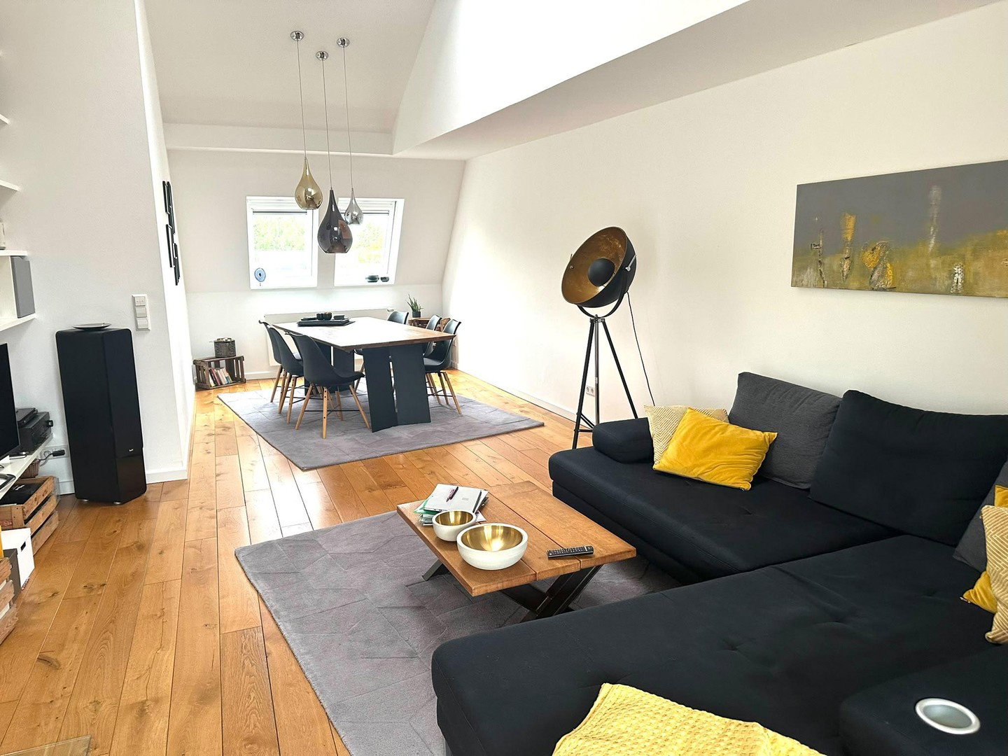 Foto 9 von 12 — Von privat: Urlaubsflair in den eigenen vier Wänden – helle Dachgeschosswohnung mit Loftcharakter