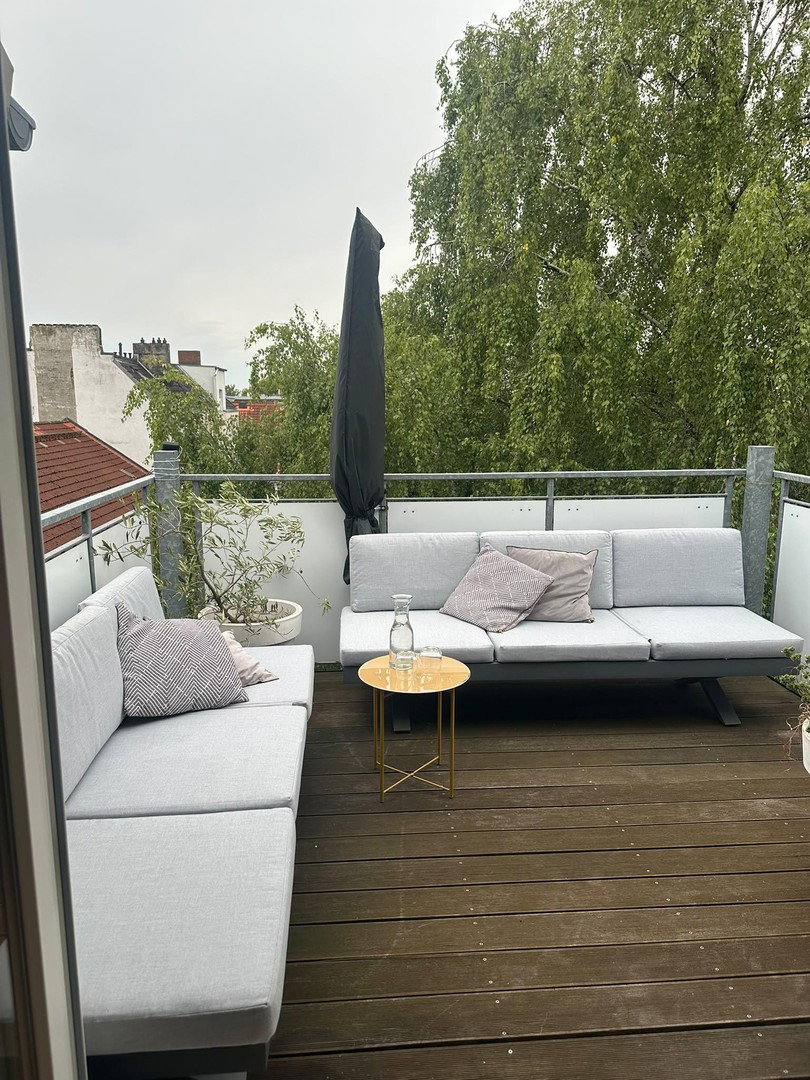 Foto 1 von 12 — Von privat: Urlaubsflair in den eigenen vier Wänden – helle Dachgeschosswohnung mit Loftcharakter