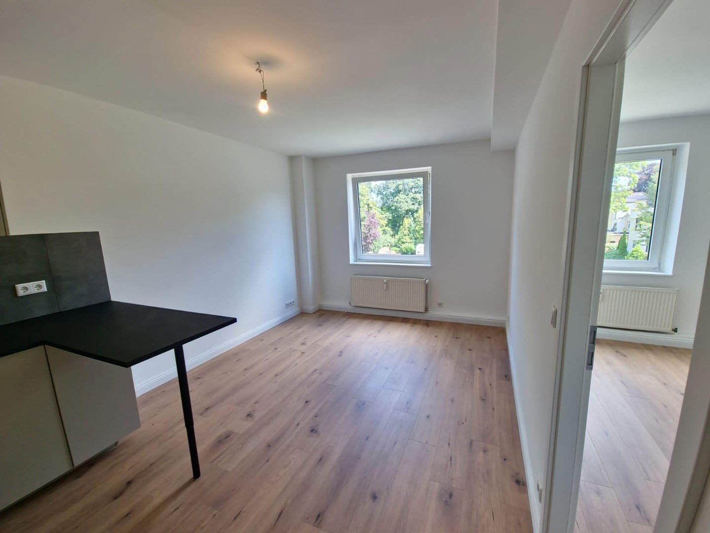 Foto 2 von 8 — Moderne 1,5-Zimmer ETW, Erstbezug nach Sanierung, ohne Courtage